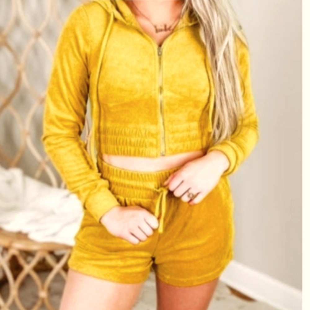 Zenana Womens Short Set Size Medium